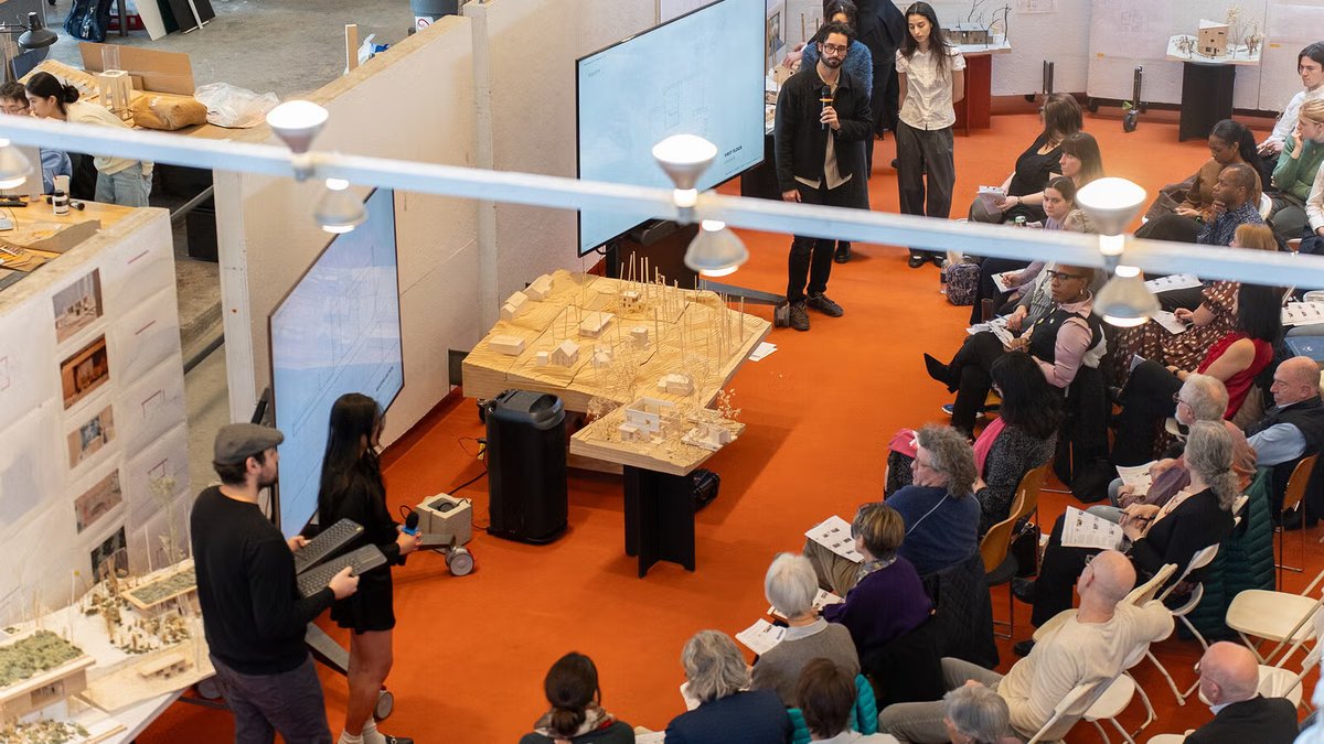 Yale University tweet media