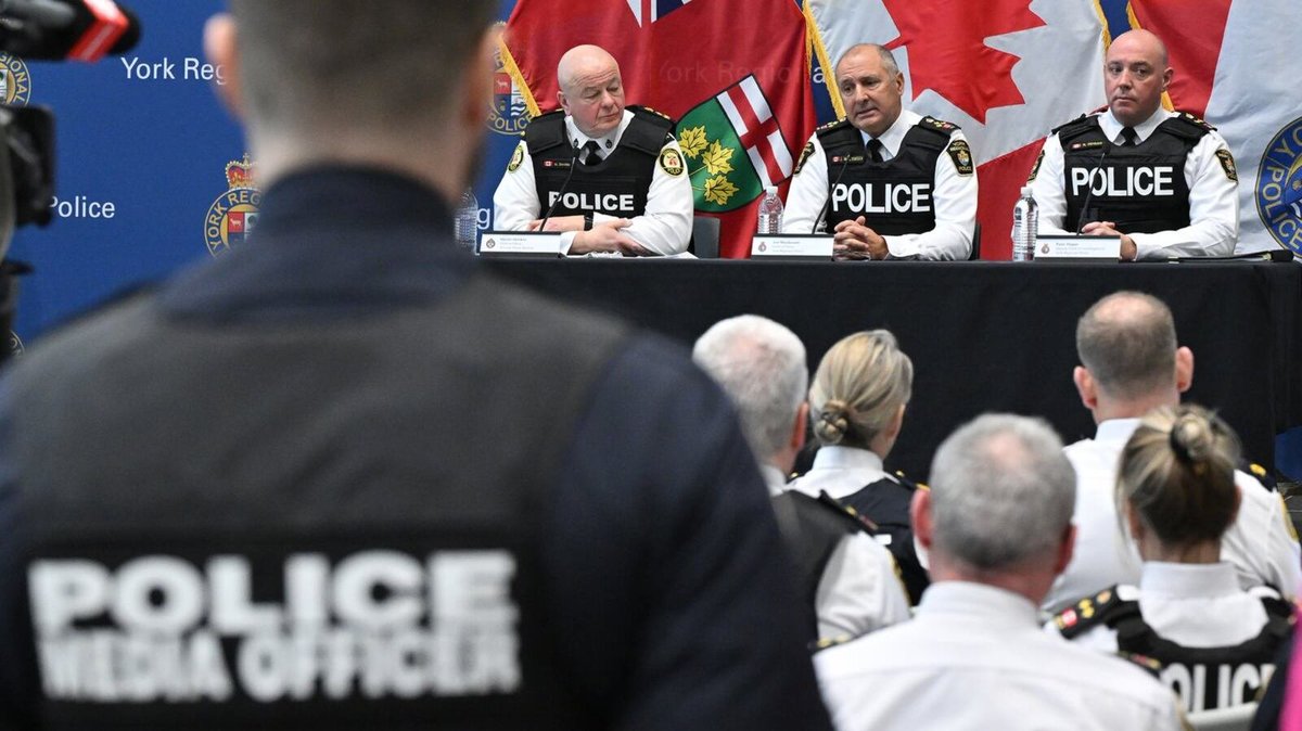 CP24's tweet image. #NEW: Toronto man charged with weapons trafficking tied to Project South probe cp24.com/local/toronto/…