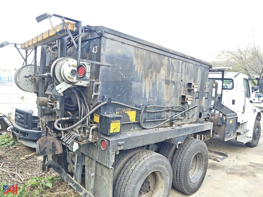 Auctions_Intl's tweet photo. 6 LOTS City of Asheville-NC No. 46836 - Ending Thursday 4/16 at 8:15pm ET
(40) 315/80R22.5 Tires
2008 Freightliner M2 106 Patch Truck
OTC 1791 High Lift Transmission Jack
https://t.co/4cBpvoUfZc https://t.co/DN1r1ofLcm
