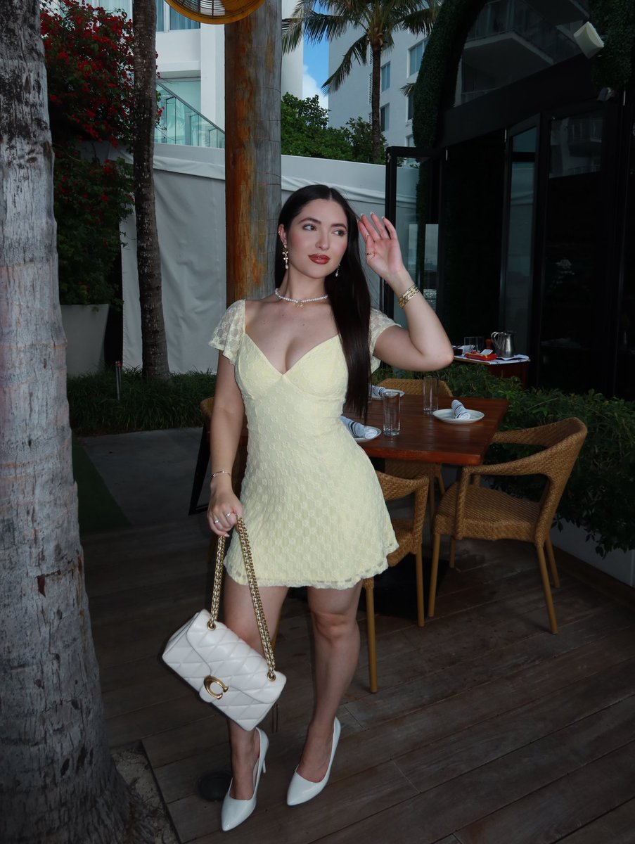 literallylini's tweet photo. Brunch, but make it cute💛 https://t.co/i3VHxOy8tz