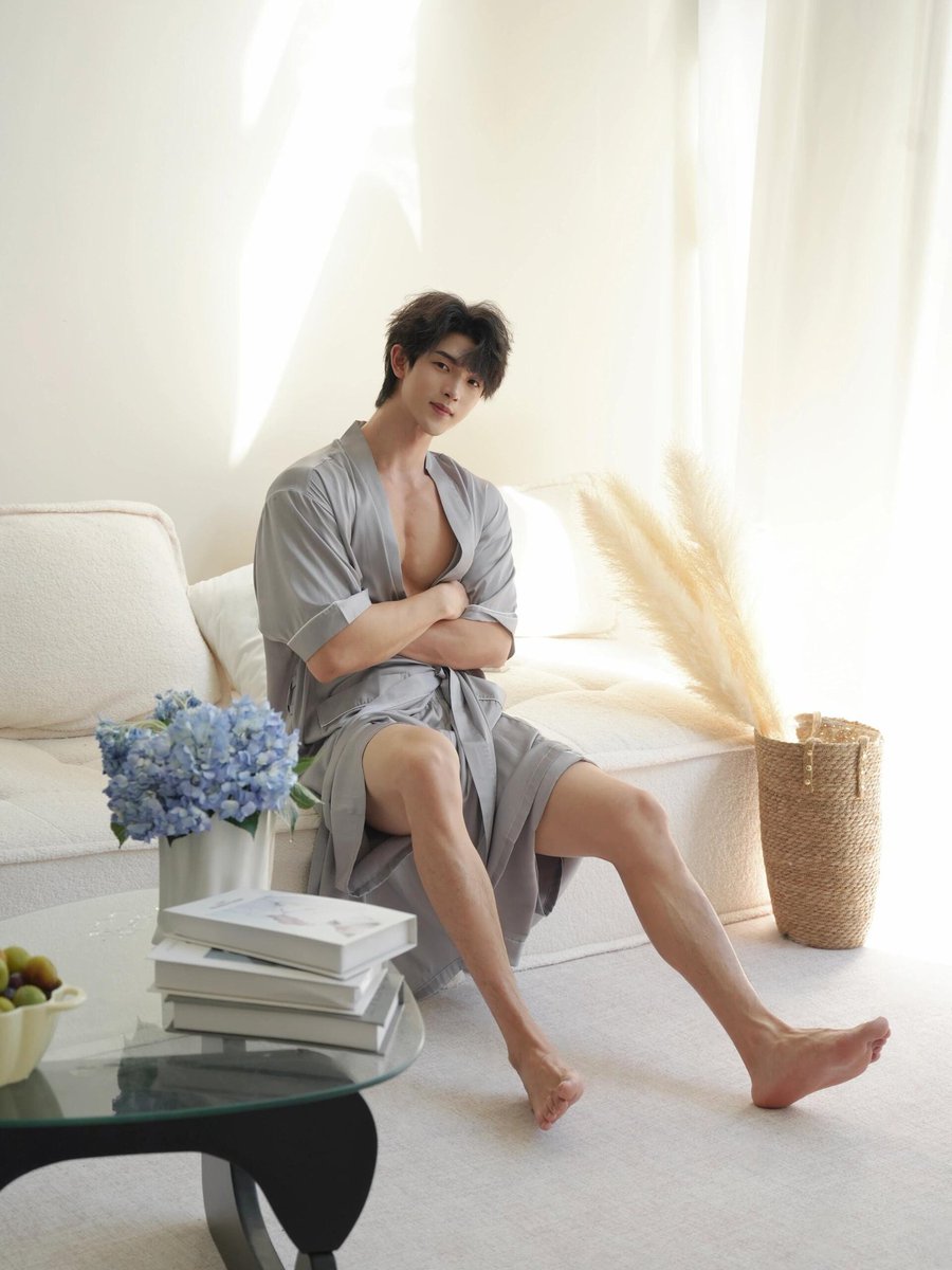 wangke586's tweet photo. 天热了，睡衣系列2
＃男生约拍 ＃男大生约拍 ＃昆明私房 https://t.co/LflOvSWMSI
