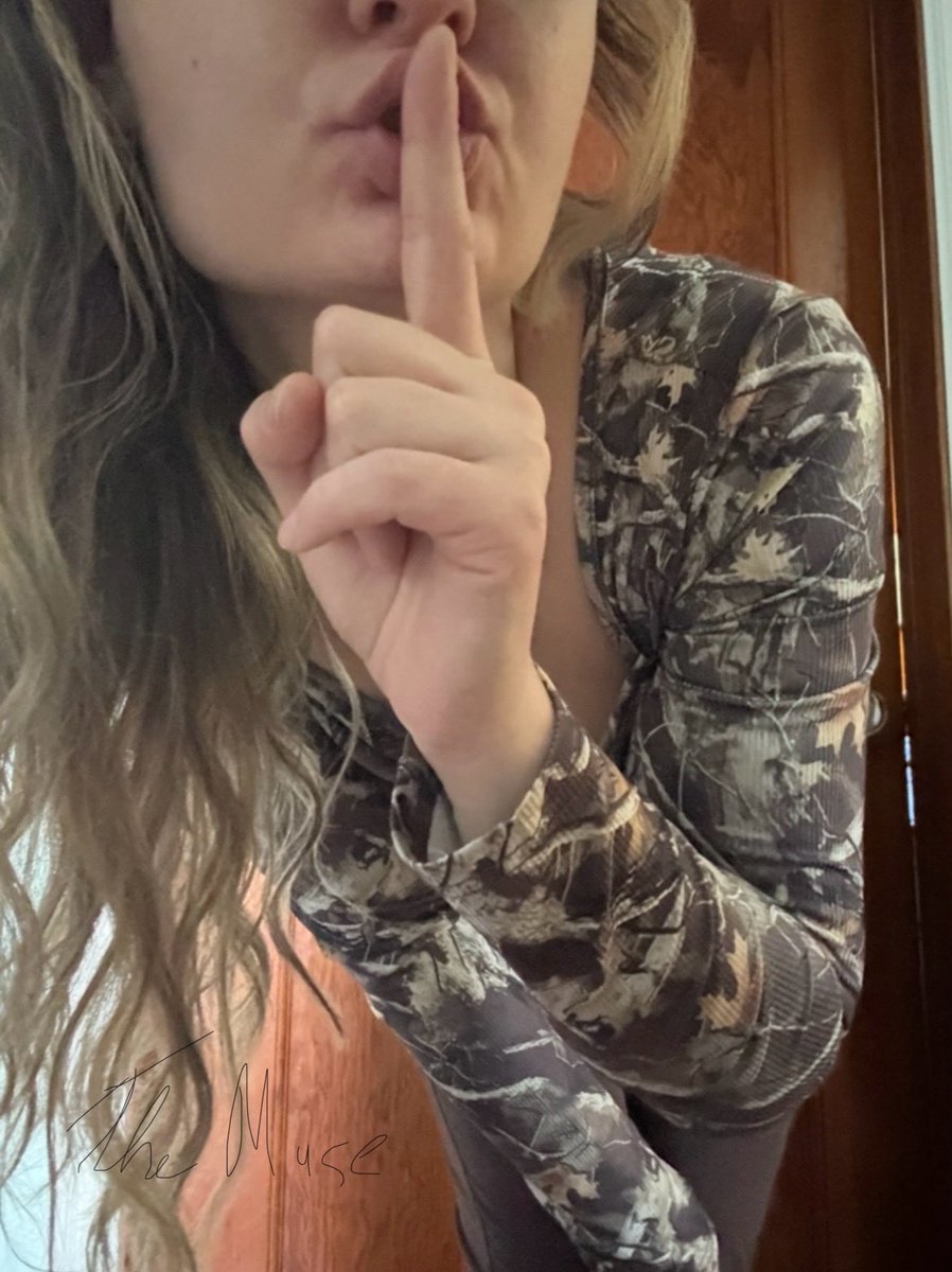 HerQuietControl's tweet photo. shhh… don’t move. I like it better when you don’t realize you’re being hunted.
#domme #findom  #tease #finsub #milf #goddess #femdom #goodboy https://t.co/1hRkeX1cl5