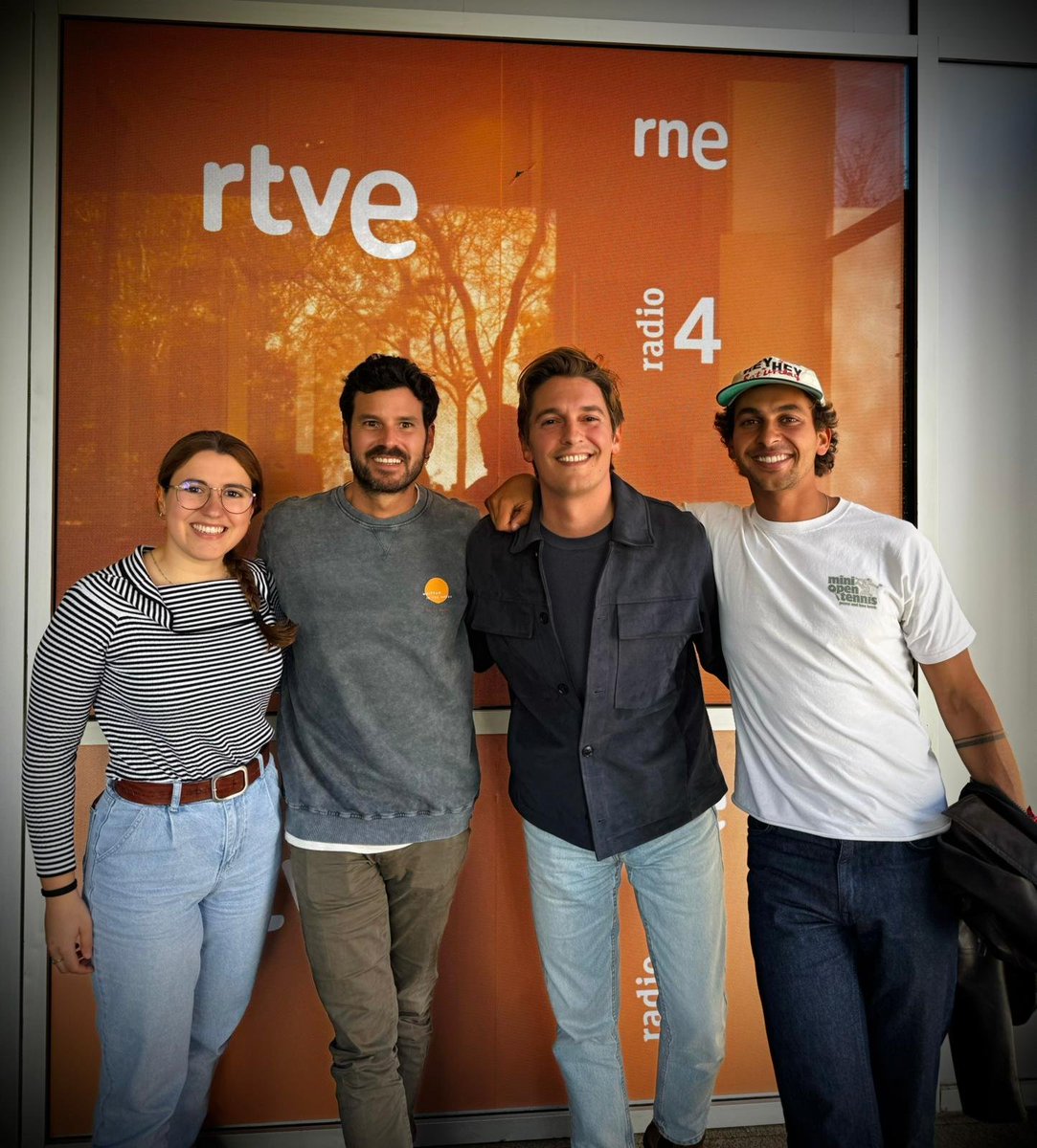 XAVIFORNIA tweet media