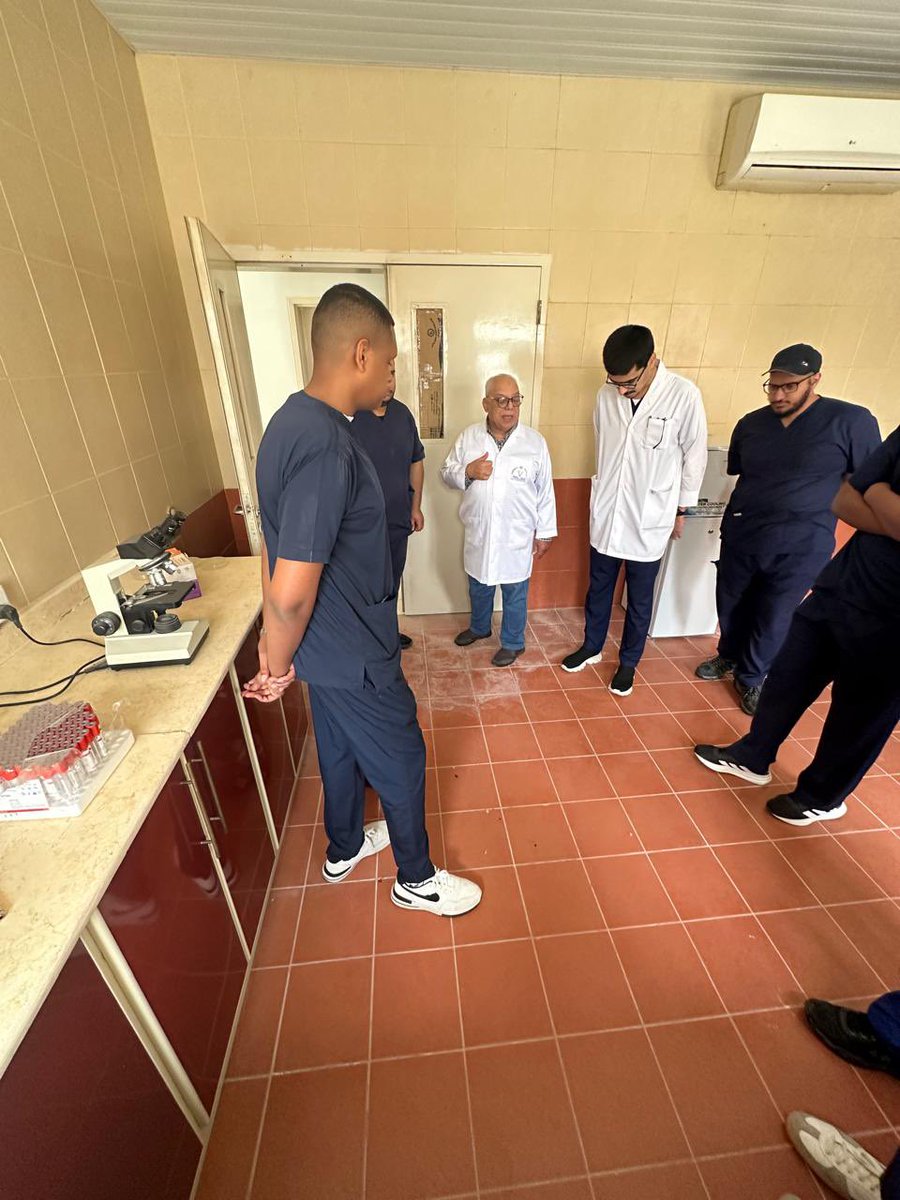 shawkatfathi's tweet photo. بصحبة أبنائي في مقرر صحة اللحوم للفصل الدراسي ٤٧٢ للعام الجامعي ١٤٤٦ - ١٤٤٧ أثناء زيارتنا لمجزر بريدة النموذجي عسى الله تعالى أن يوفقهم جميعا لخير البلاد والعباد https://t.co/9nVaEvOqPw