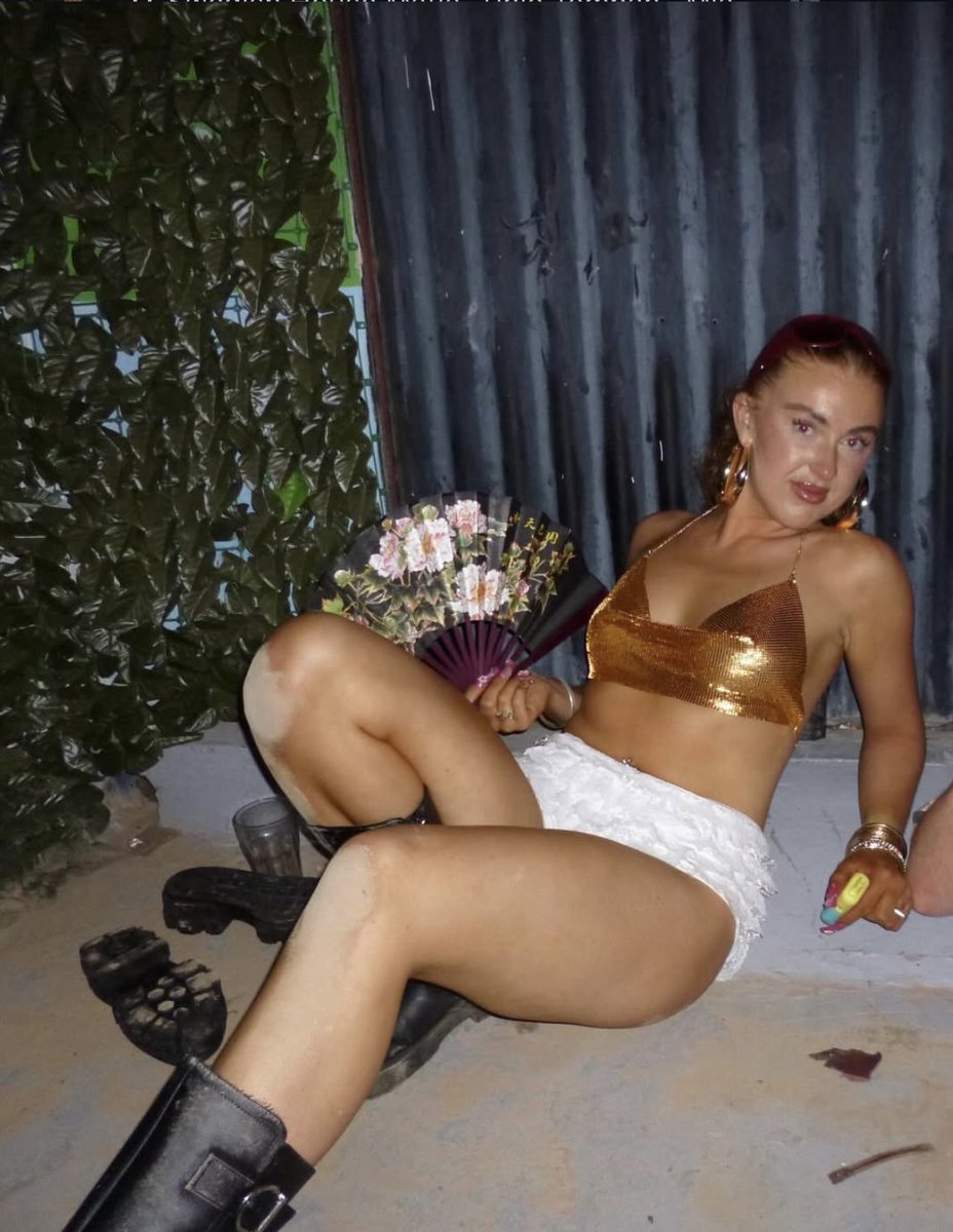 Crazy4cece tweet media