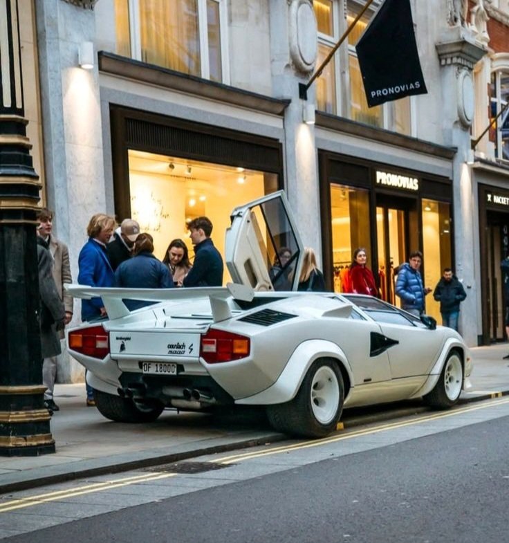 Belles Italiennes tweet media