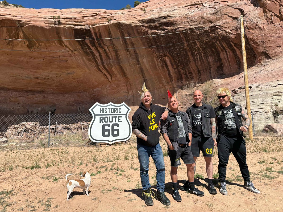 The_Casualties's tweet image. PHOTO DUMP. Here’s a few from the road. Tonight we hit Oxnard, CA. Don’t forget about the venue change to the Corner Pocket Billiards down the street!! All tickets are honored. See you later!! 
thecasualtiesofficial.com/tour

#thecasualties #detonate #peopleoverpower
📸: Jon Shimer