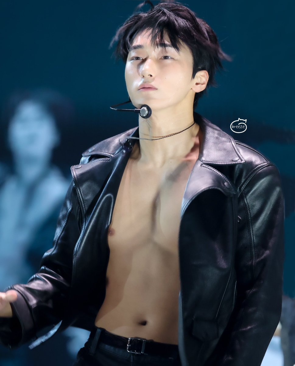 breeze990710's tweet image. 260328 In Your Fantasy in Macau 

#ATEEZ #ChoiSan #SAN #최산 #산