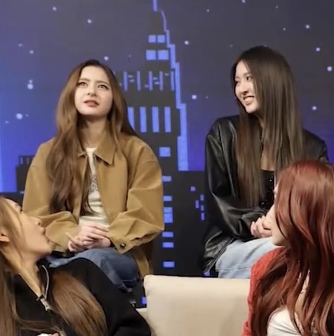 j • yurinator 🍞 tweet media