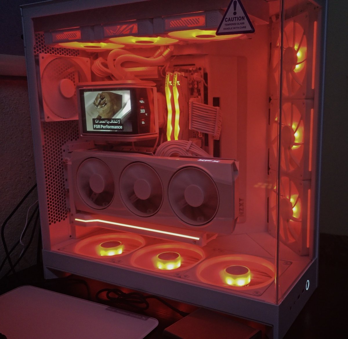 حاتم tweet media