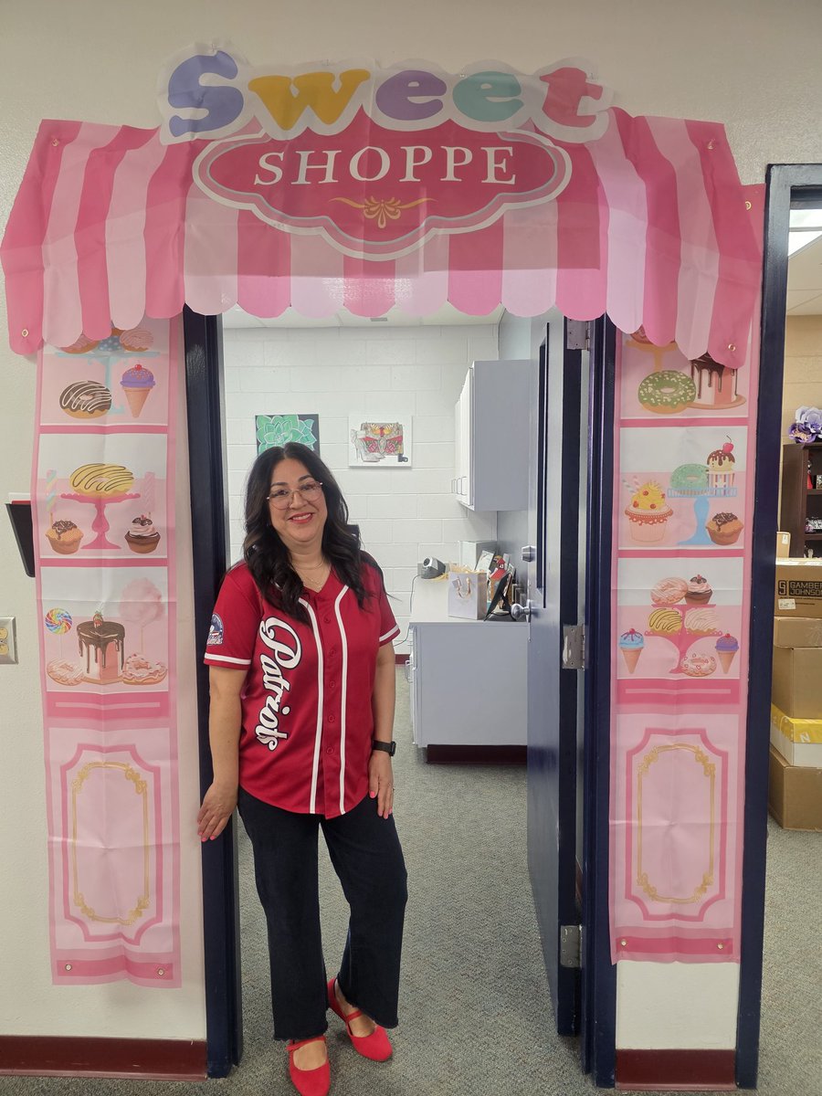 KWright_BMES's tweet image. Happy Assistant Principal Week to the BEST AP in #TeamSISD.   Thank you for all you do for our Patriots. ❤️💯🇺🇲⚾️ #teamwork