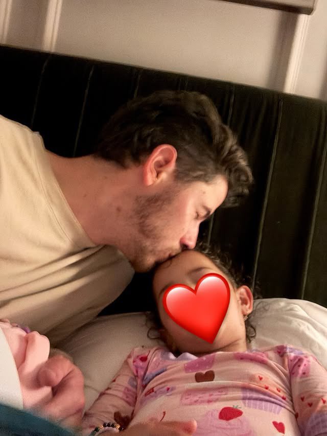 Stephanie tweet media