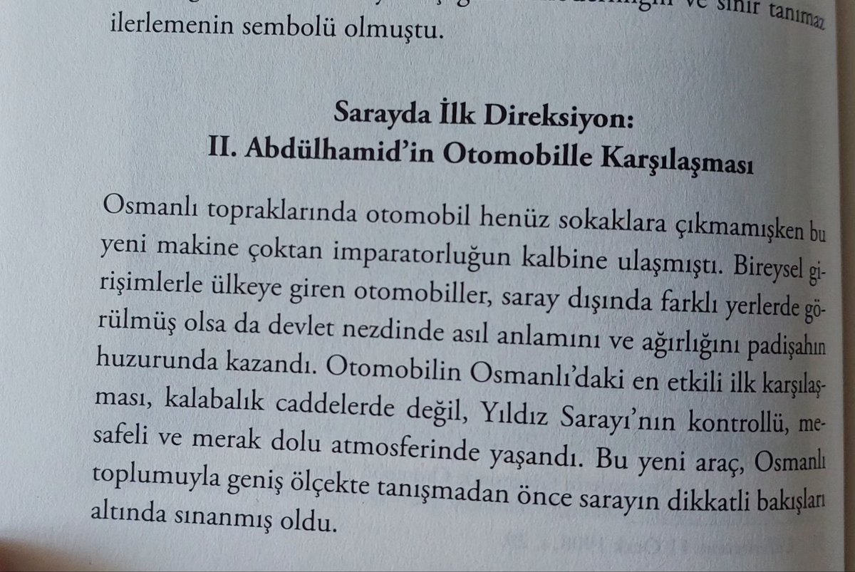 Osmanlı'da otomobilin serüveni.
O kadar güzel bilgiler var ki.
Saraydan sokağa Osmanlı toplumunun, teknolojinin bu son harikası ile tanışması.
Kitabın yazarı Kıymetli meslektaşım ve hemşehrim Hakan Tan'ı tebrik ederim.
<a href="/drhakantan/">Hakan Tan</a>
<a href="/KronikKitap/">Kronik Kitap</a>