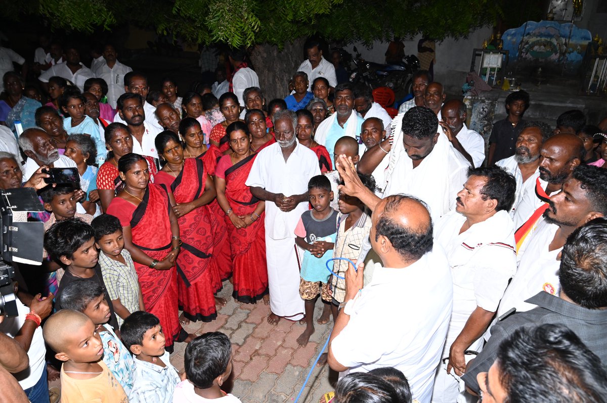 OfficeOfKRP's tweet photo. திருப்பத்தூர் தொகுதி, தானிப்பட்டி  காட்டாம்பூர் மக்களை சந்தித்து தலைவர், முதல்வர் @mkstalin அவர்கள் அரசின் சாதனைகளையும், தேர்தல் வாக்குறுதிகளையும் எடுத்துரைத்து INDIA கூட்டணியின் வெற்றி சின்னம் உதயசூரியன் சின்னத்திற்கு வாக்கு சேகரித்து, மக்களின் அன்பையும், ஆதரவையும் பெற்றோம். https://t.co/bawy1Ey6rn