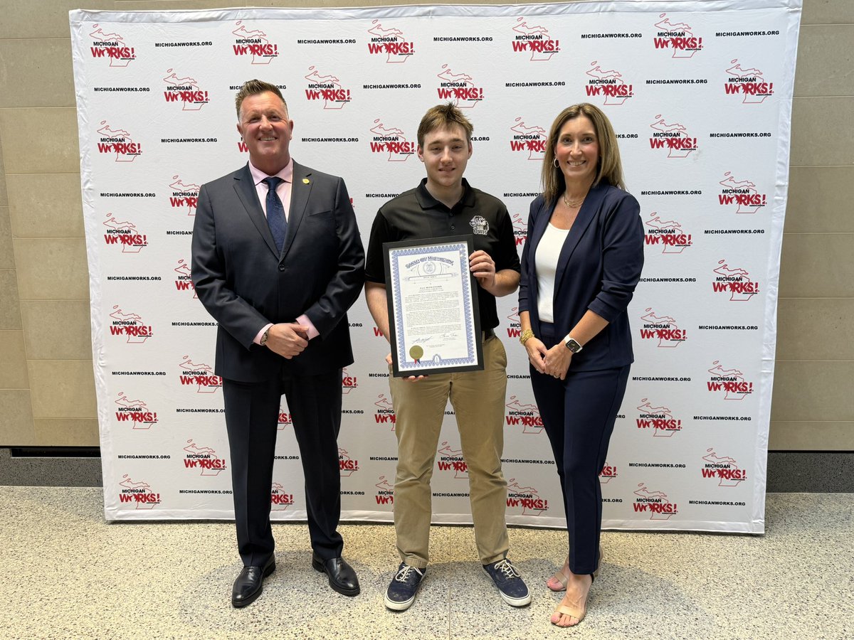 OaklandMIWorks's tweet image. Special thanks to State Representative @RepWoolford and State Representative @RepBrendaCarter for joining us for today’s #MIWorksImpact Awards and congratulating #OaklandCounty’s award winners, Issac and Eaton Steel.