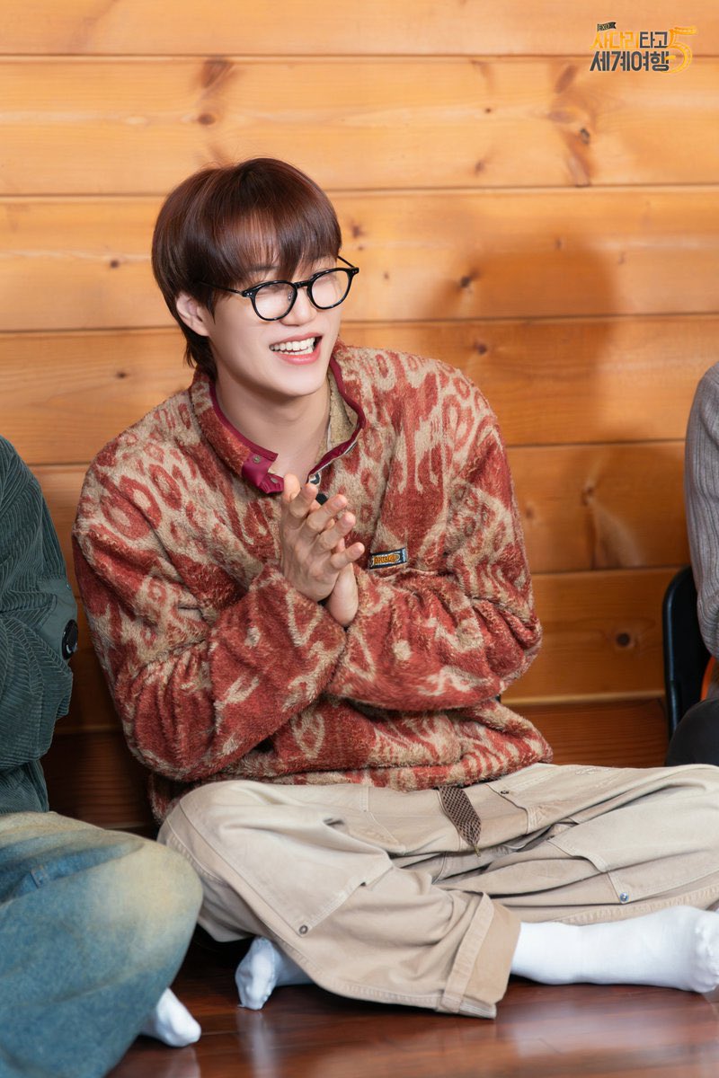 EXO-L INTL tweet media