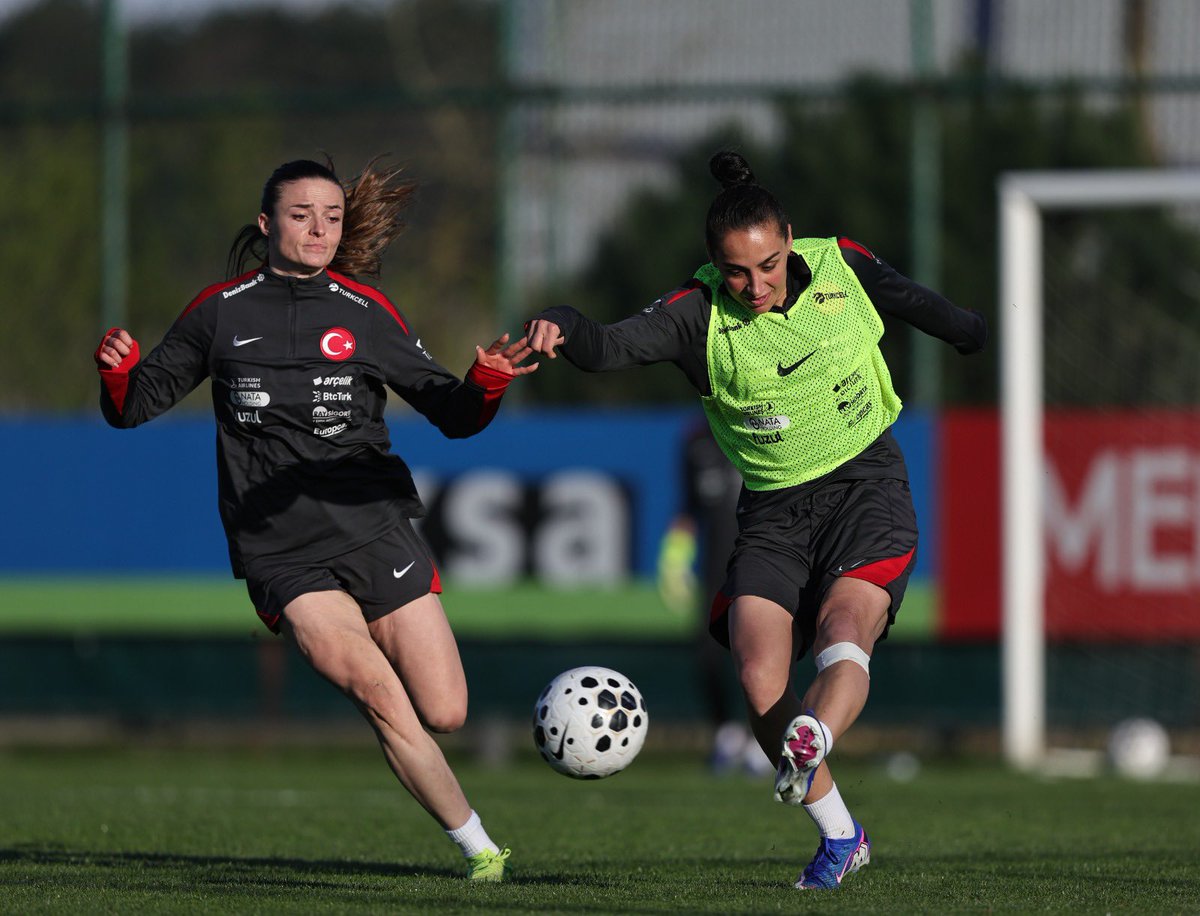 Türkiye #BizimÇocuklar 🇹🇷 tweet media