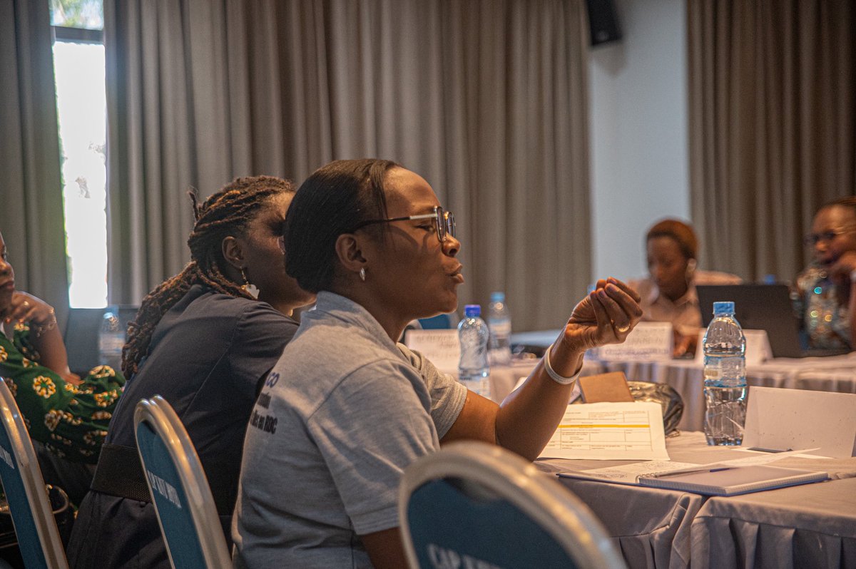 synergie_FPS's tweet photo. Jour 2 de notre atelier de formation des formateurs sur la gestion des conflits et la cohésion sociale à Goma.
Nous avons exploré les méthodes alternatives de résolution des conflits, notamment la négociation et la médiation.
1/2 https://t.co/5LV51Xud1I