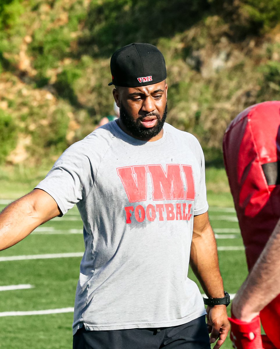 VMI Football tweet media