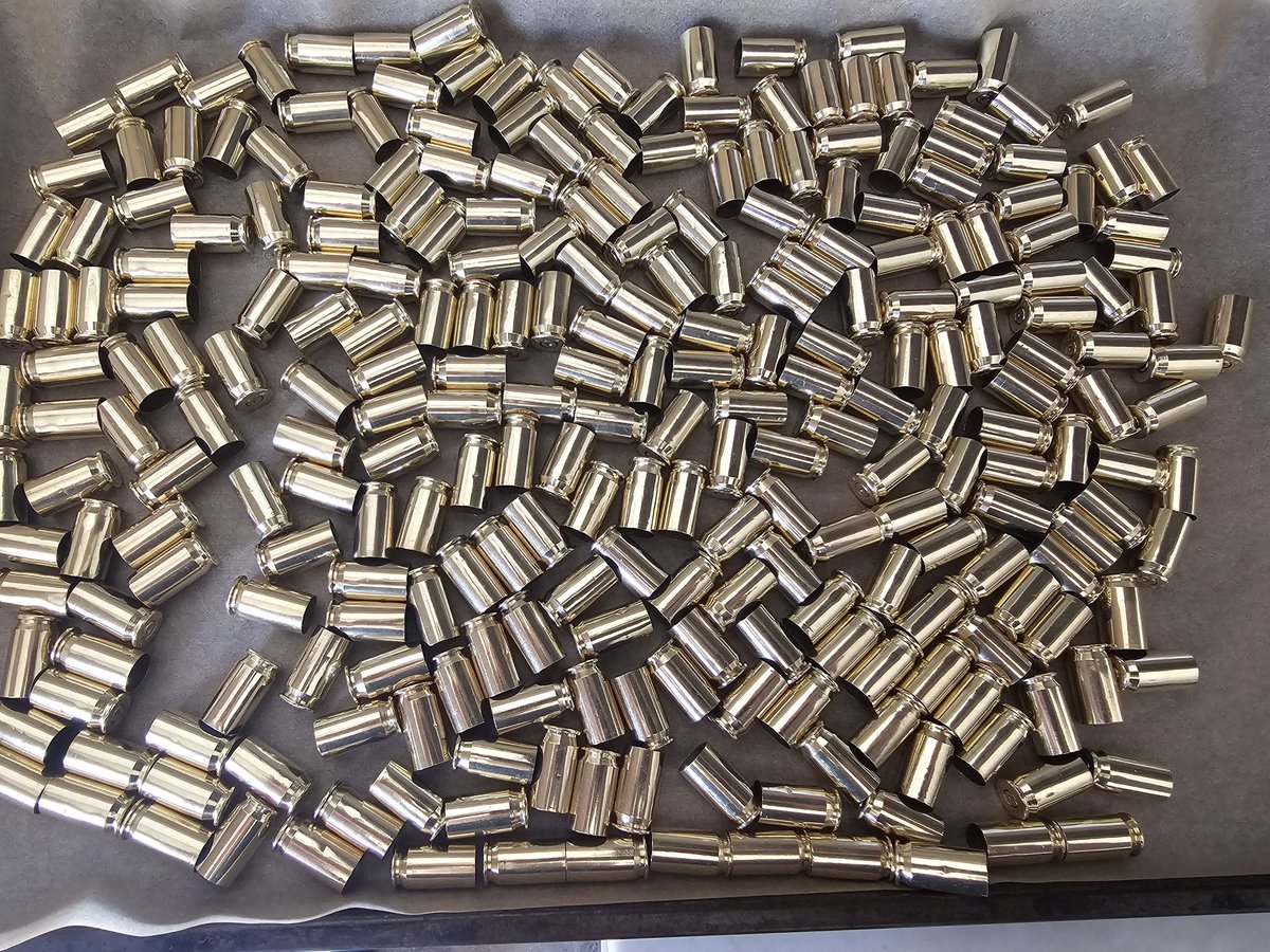 Superplums tweet media