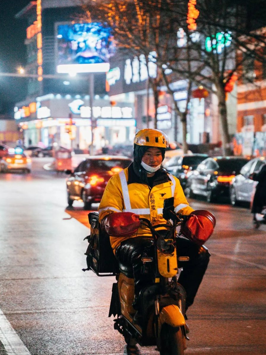 Zilly Bugas tweet media