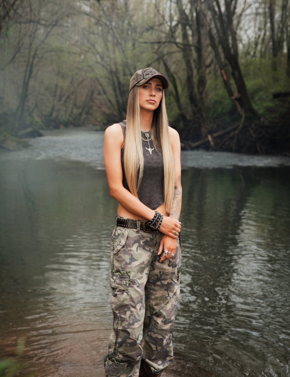Alli Walker tweet media
