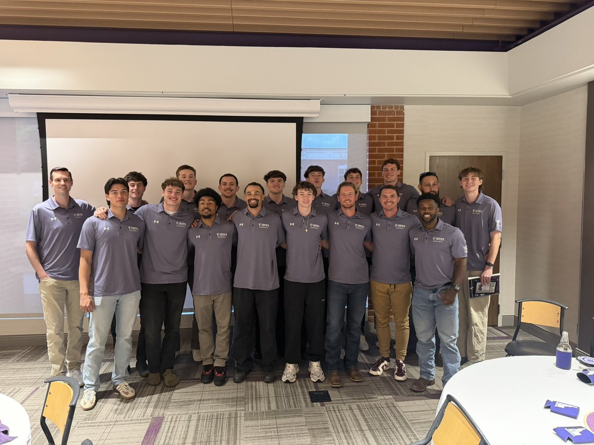 College of Idaho MBB tweet media