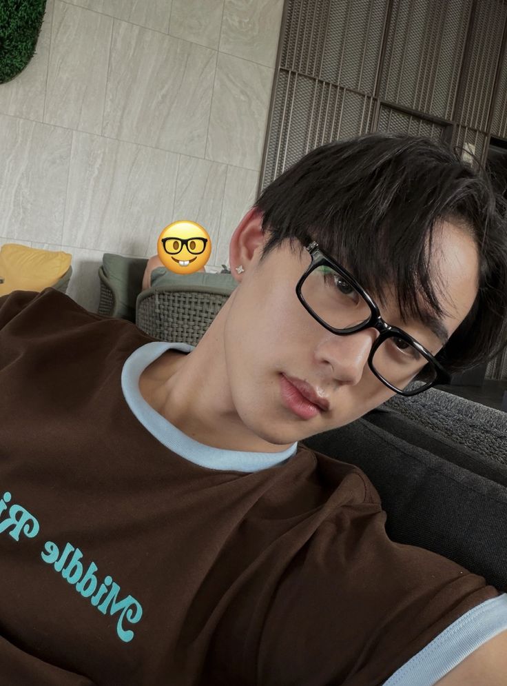 nott 🥝 tingmeen au cek 📌 tweet media