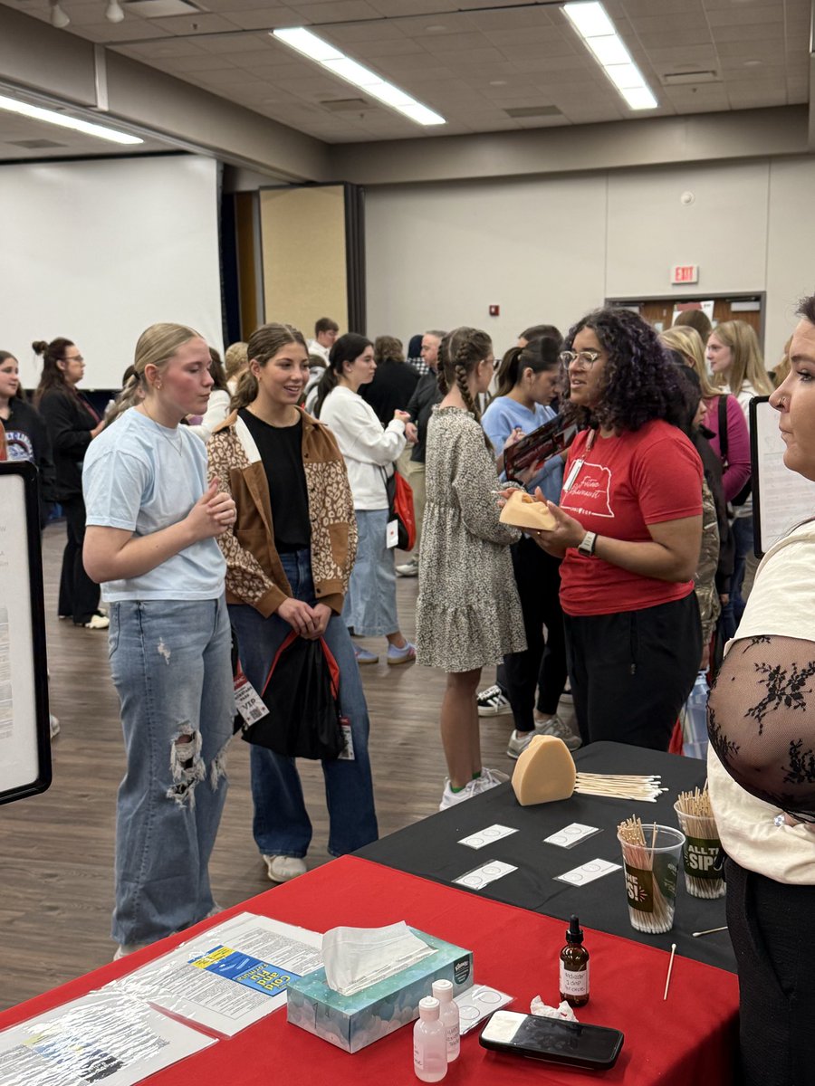 yorkscienceguy's tweet image. Health career day at #UNMC at #UNK.  Great day to explore! #sciencerocks #yorkdukes