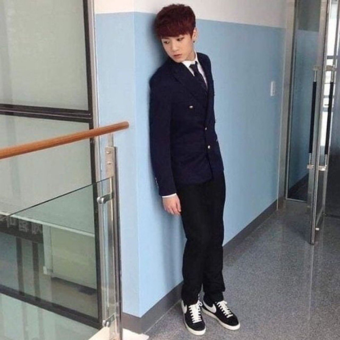 𝔡𝔢𝔩𝔣𝔦𝔦. ☽ tweet media