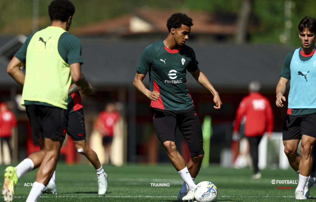 AC Milan tweet media