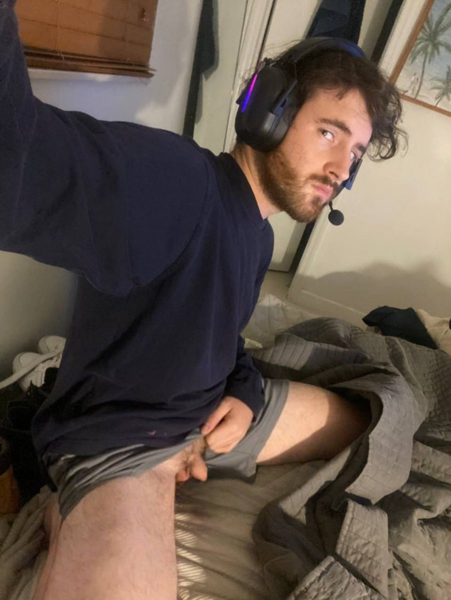 microboyjay tweet media