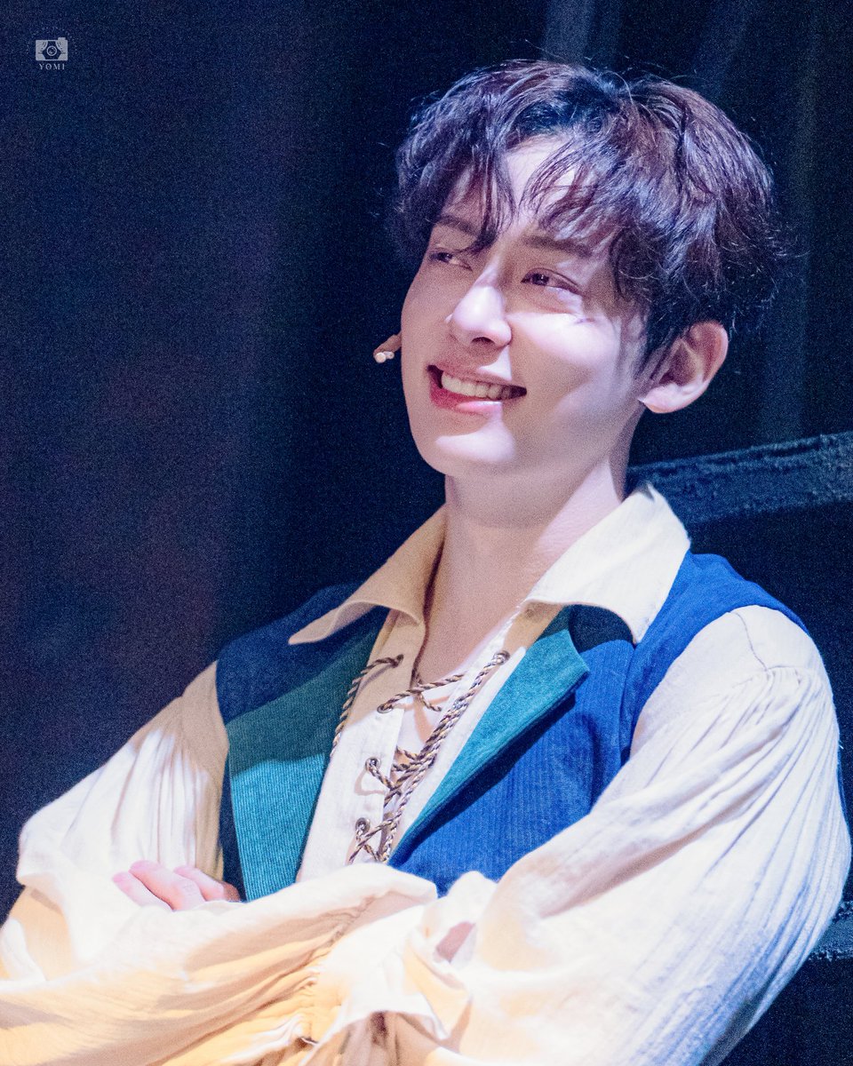 𝕐𝕆𝕄𝕀 ℙ𝕀ℂ tweet media