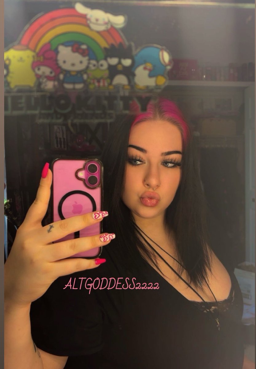 Alt Goddess🦋💫 tweet media