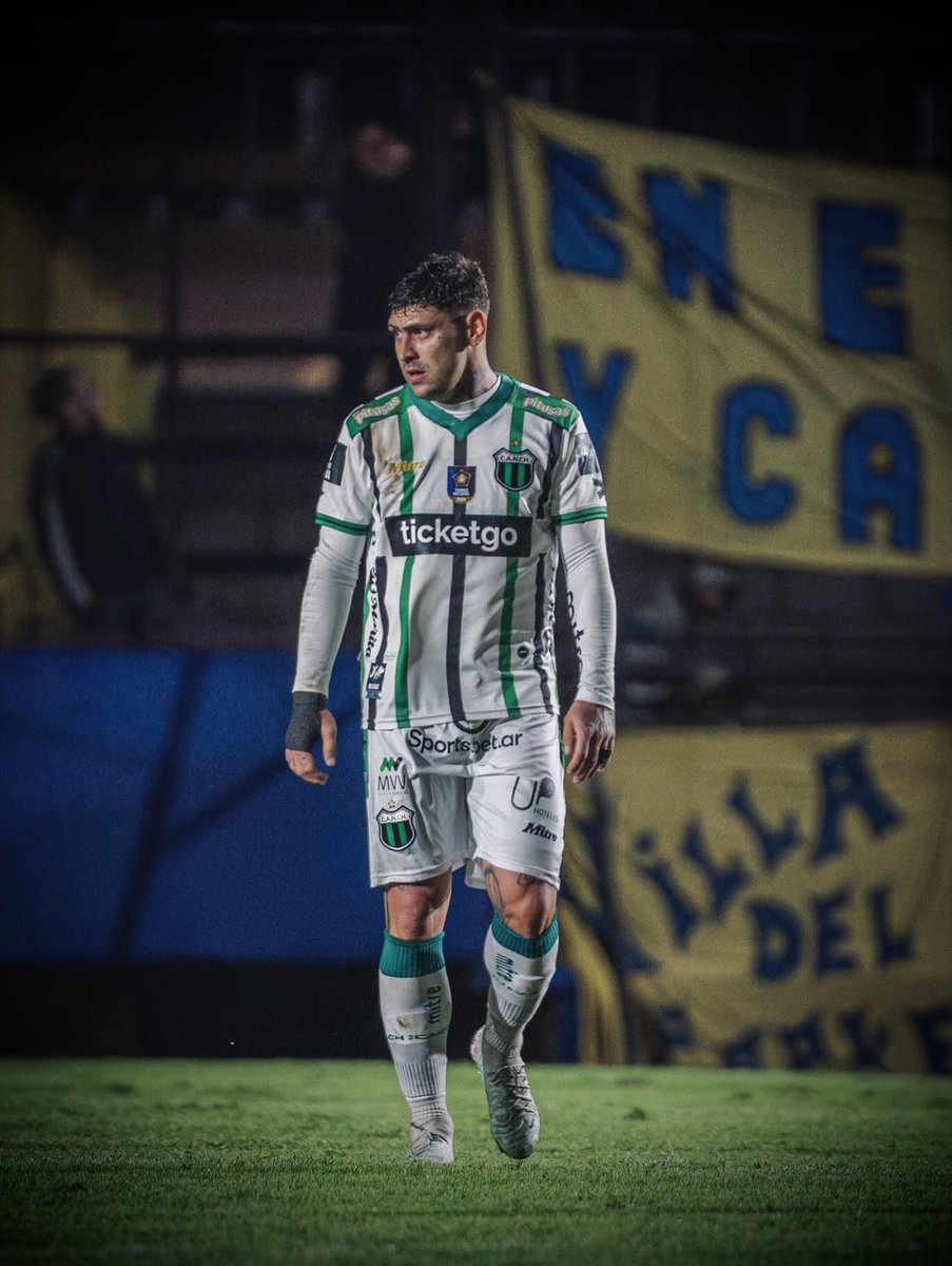 ᴊᴜᴀɴᴇᴇᴇ tweet media