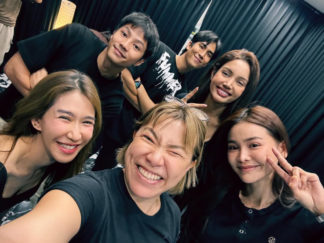 ybbmine's tweet image. รอออออออออ 😍 #murderinthekitchen #สัญญาฆาตกรรม #อิงฟ้า #veenapraveenar