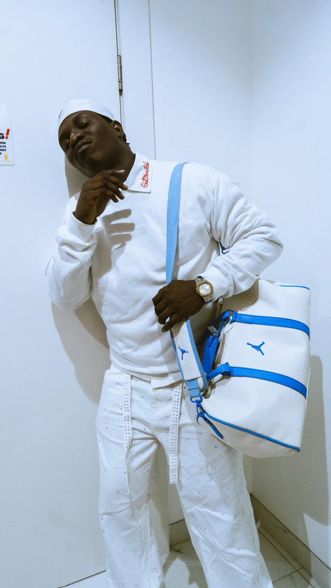 That Me Wiz and Burna Song might never happen. And I feel good 🤣🤣🤣🤣