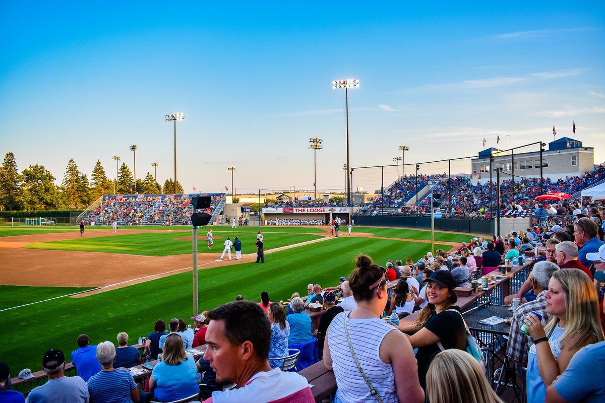 Danny Berg tweet media