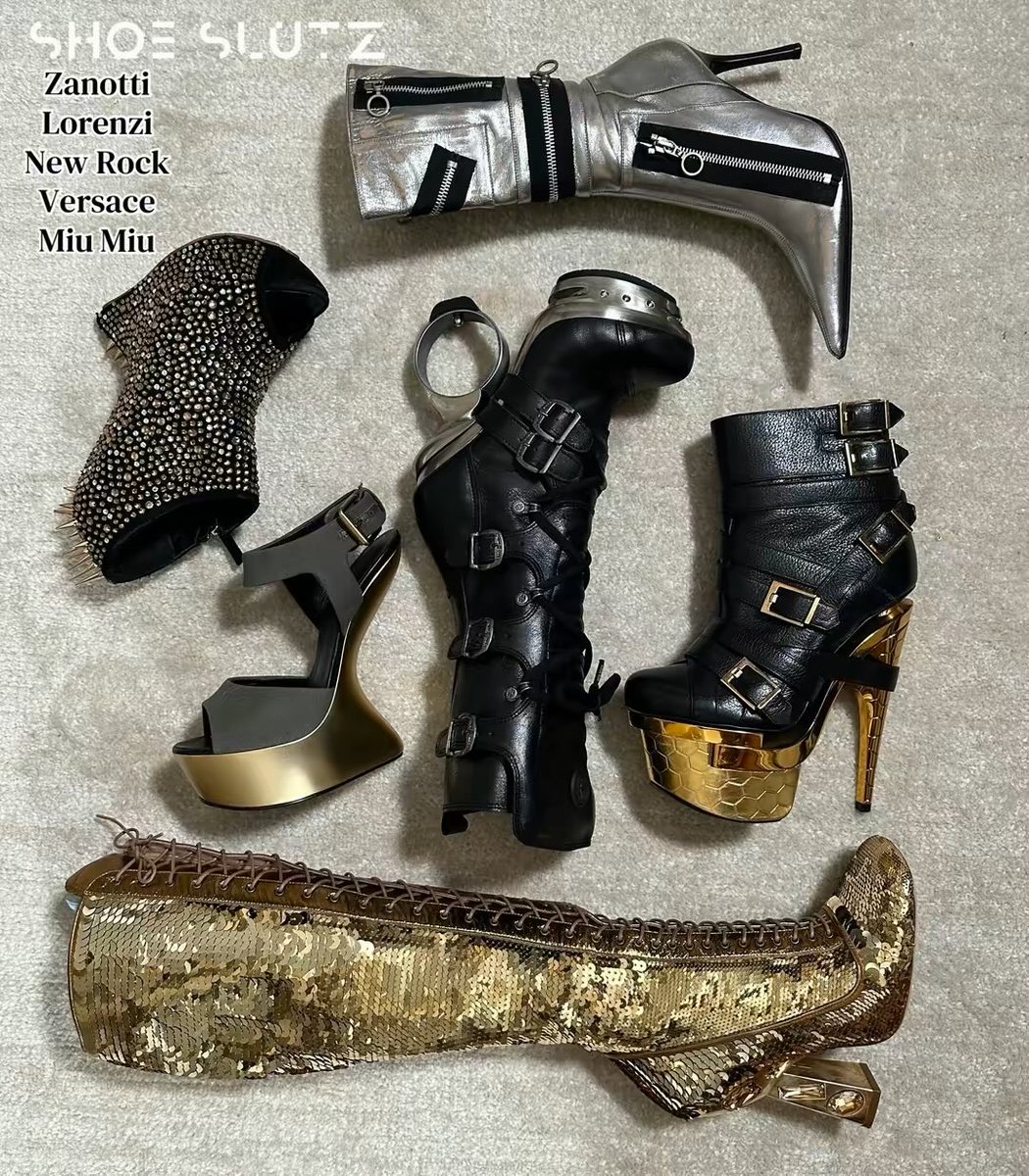 Shoeslutz69's tweet image. Ladies show me your shoe spreads in the comments I want to salivate 🤤