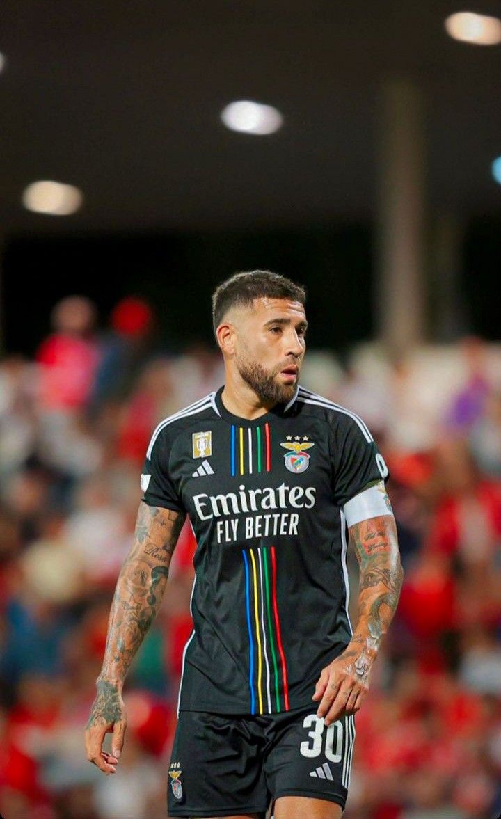 @info RIVER tweet media