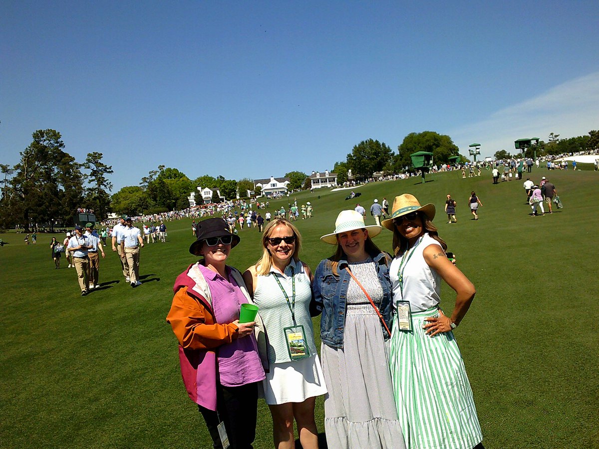 KPMitchell51's tweet photo. Back from California just in time to enjoy a lovely day at @TheMasters ⛳️ with my crew! @eastlakegc @EastLakeFound @DrewCharter #Cousins #Gellerstedt #SkipIt #Pimento https://t.co/B2Od0x7S9Y