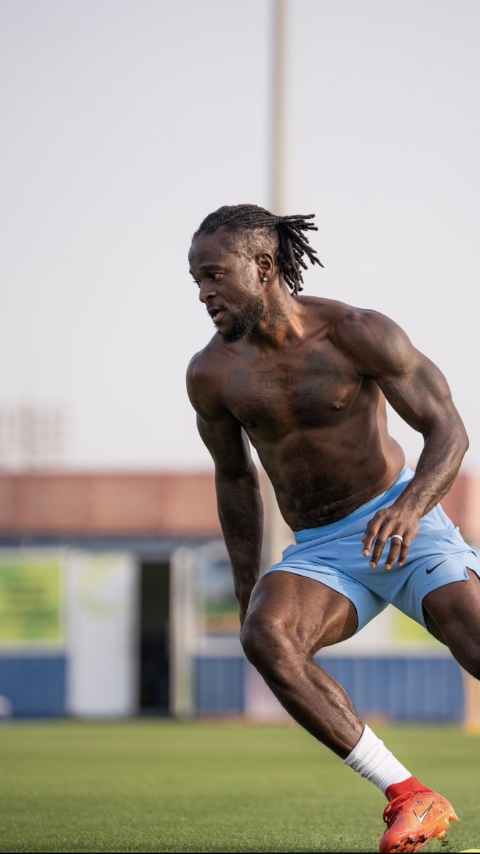 Victor Moses tweet media