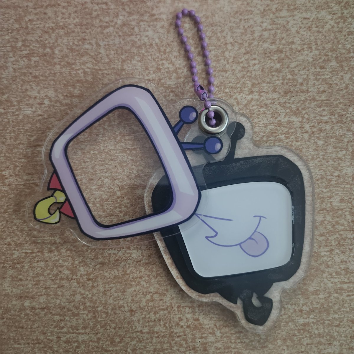 _jaynco's tweet image. A 1 for 1 copy like that just isn't in the spirit of merch making
Examples like that should either be done in collaboration with the original artist or created from scratch without using someone's work as a template, especially without their consent
Please do better in the future