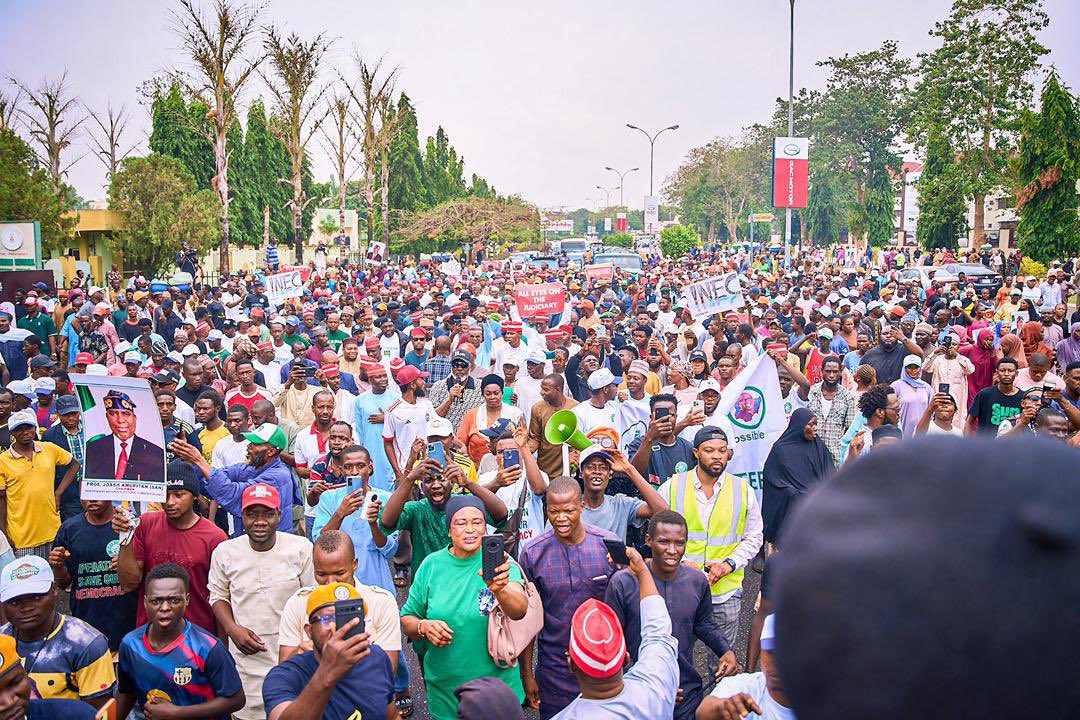 Extraordinary oma tweet media