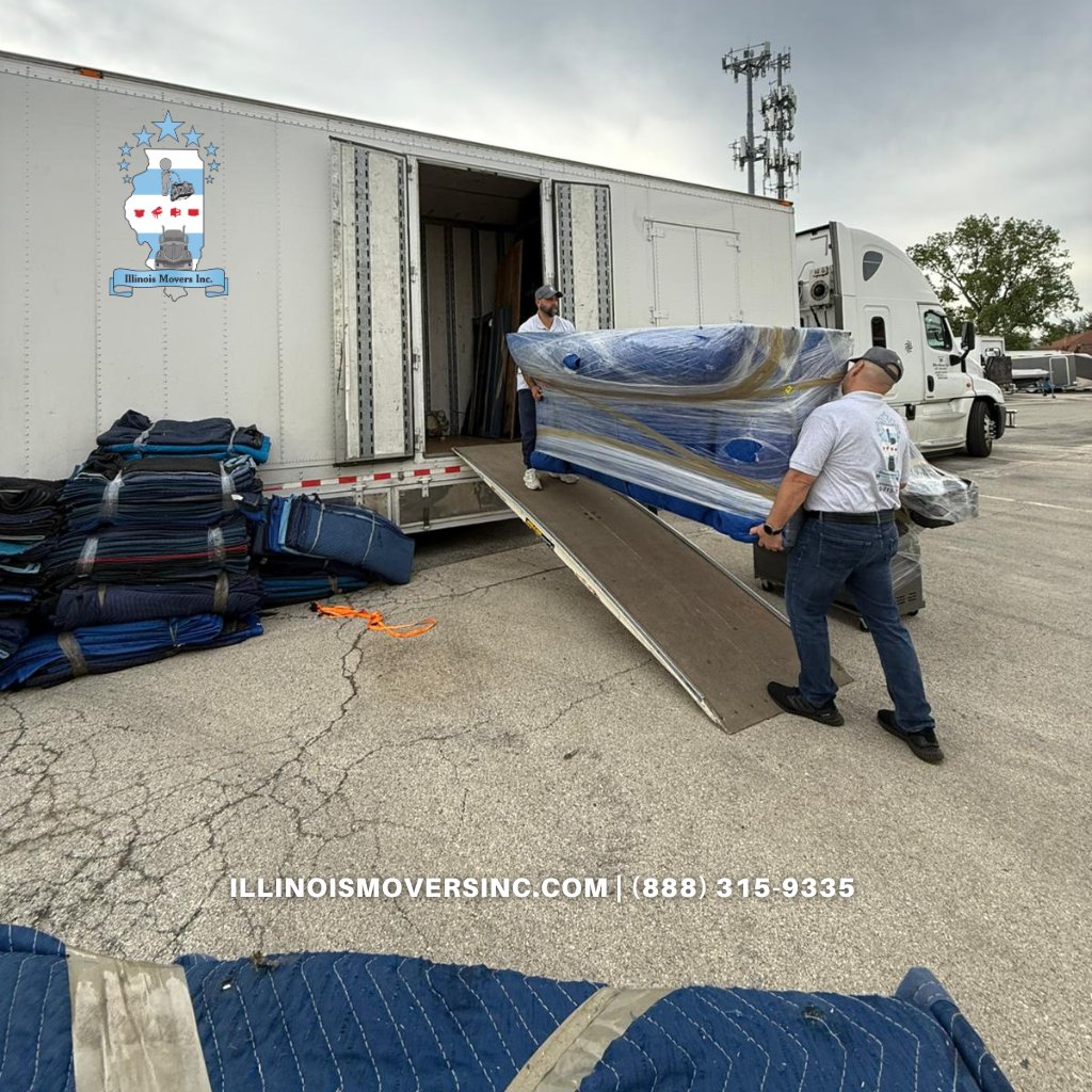 illinoismovers's tweet image. A great move starts with the right team.

At Illinois Movers Inc., our professional crew is trained, experienced, and dedicated to handling every detail of your move with care and precision.
illinoismoversinc.com/get-ready-for-…
#IllinoisMovers #ProfessionalMovers #MovingExperts