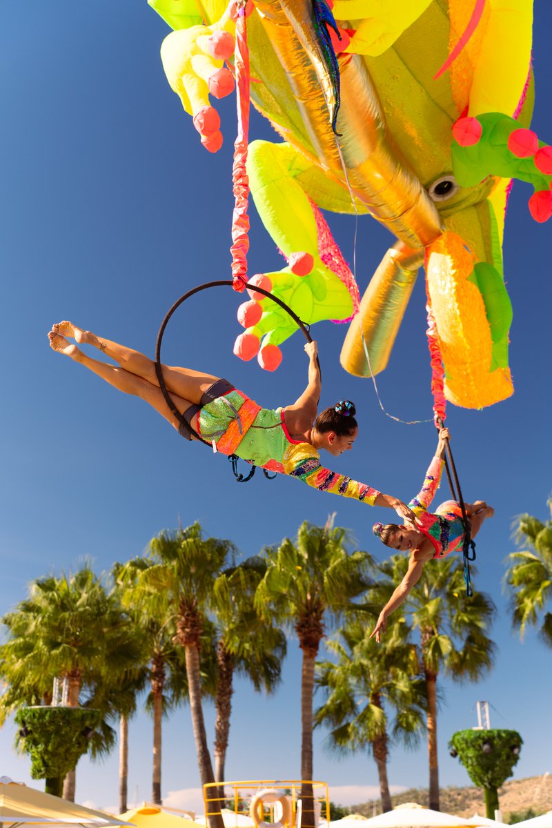 OBeachIbiza's tweet image. The moments that make the Friday Pool Party at O Beach Ibiza 🪩 

A shoutout to the energy, the creativity and the people who bring the show to life. 

#obeachibiza #ibiza2026 #ibiza #allplayallday