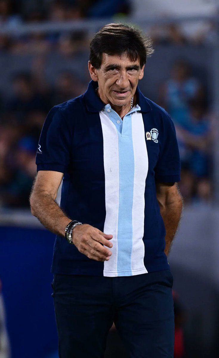 Un tal Ivan tweet media