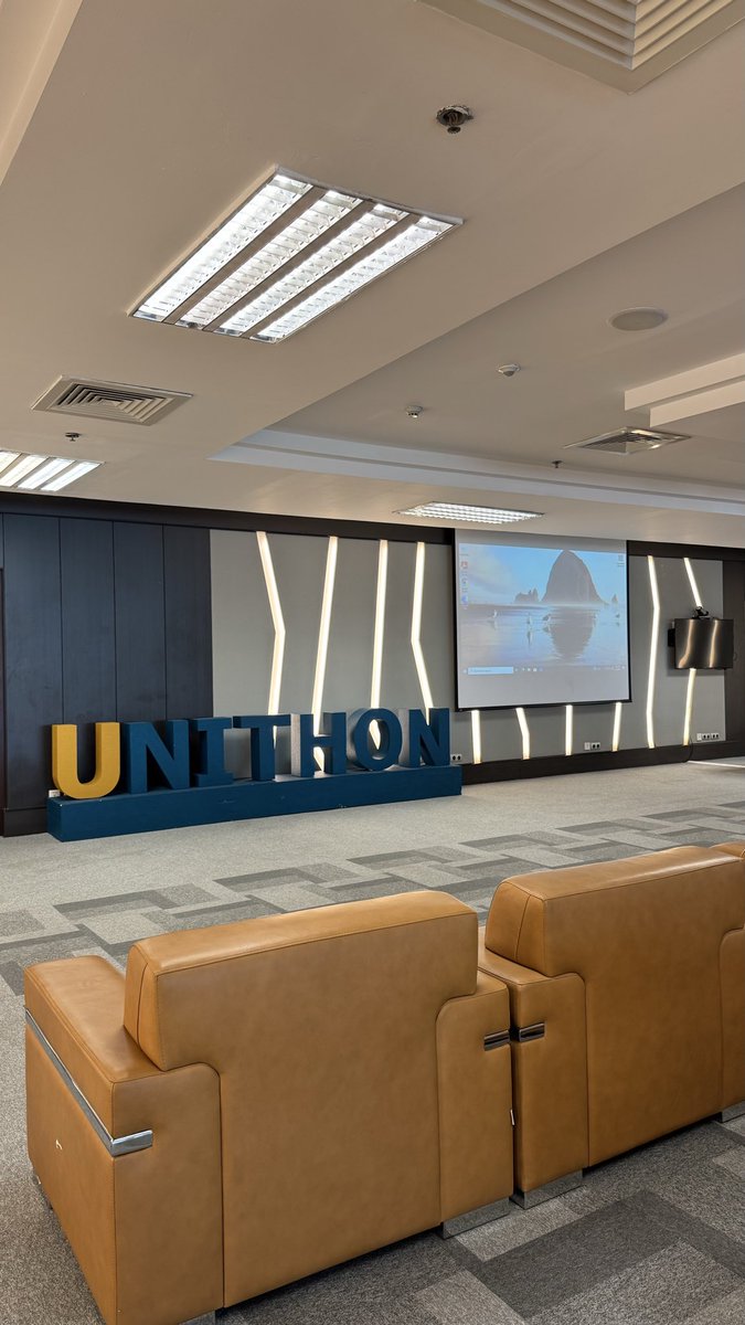 Rudxll's tweet photo. #يونيثون_كفو #unithon_kfu #ccsit_kfu #ICMI2026 🌟 https://t.co/o0R9vZq9sB