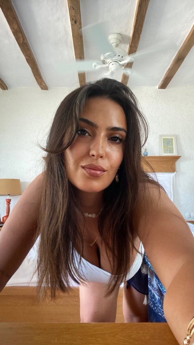 Ecenaz çelik tweet media