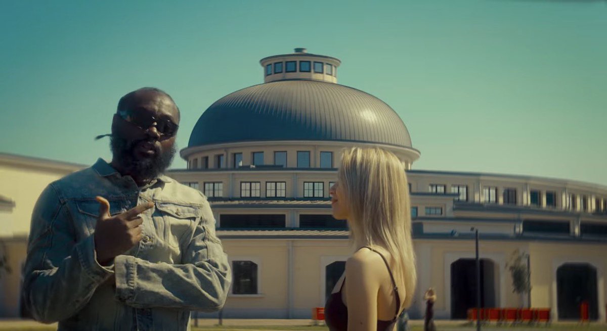 Charts_Ghana's tweet image. 🚨 New Music Alert 🚨 🇬🇭

👥 @PAPPYKOJO ft. @KuamiEugene 

💿 Roomie

🔥 Out now!

#ChartsGhana🇬🇭 #NewMusic